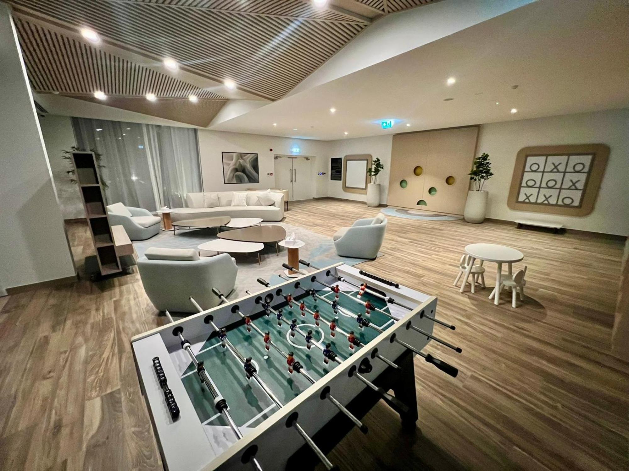 Yas Island Villa- 4br Luxury Smart Home, Up To 9 Guests, Near Yas Theme Parks * Abu Dhabi